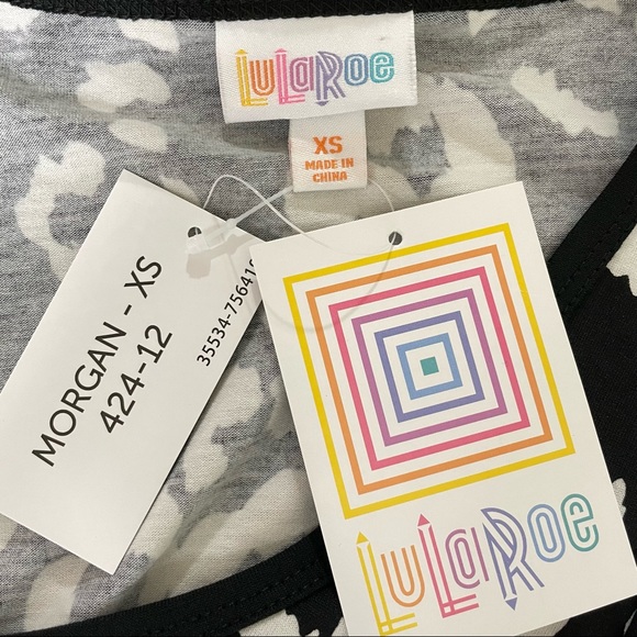 LuLaRoe New Black Leopard Cheetah Print Morgan Short Sleeve Tunic Blouse XS - Picture 2 of 10